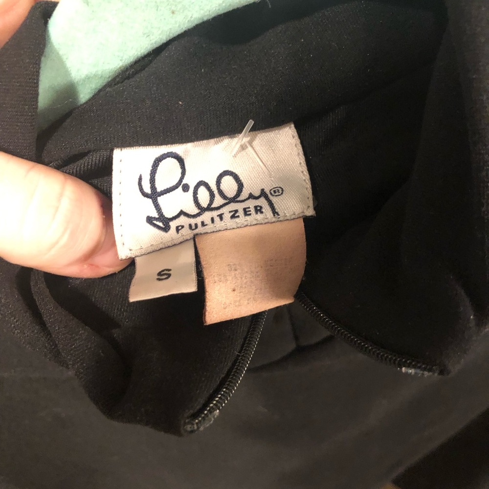 Lily Pulitzer 1/3 zipper up Black Size small - Picture 3 of 4